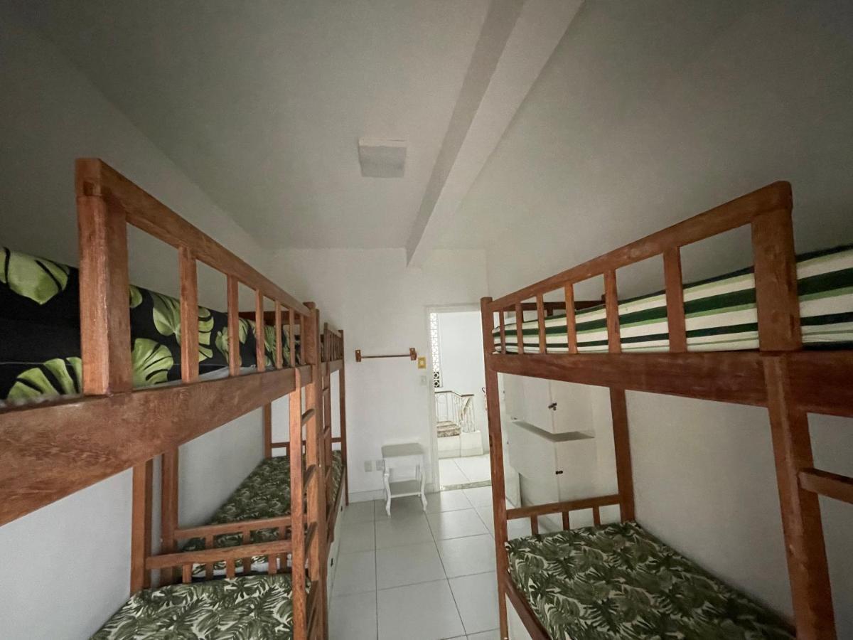 Cama em Dormitório Feminino com 6 Camas