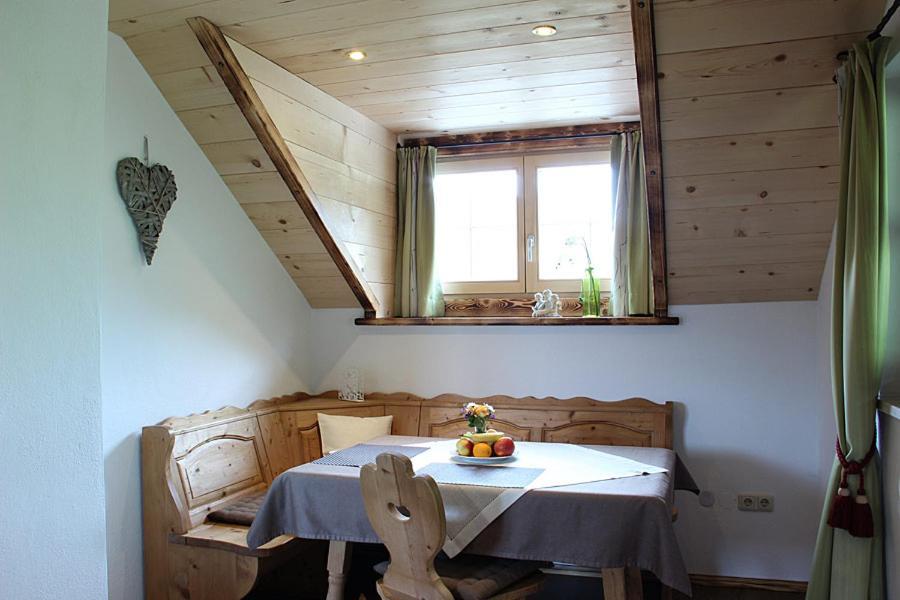 Apartment mit Balkon
