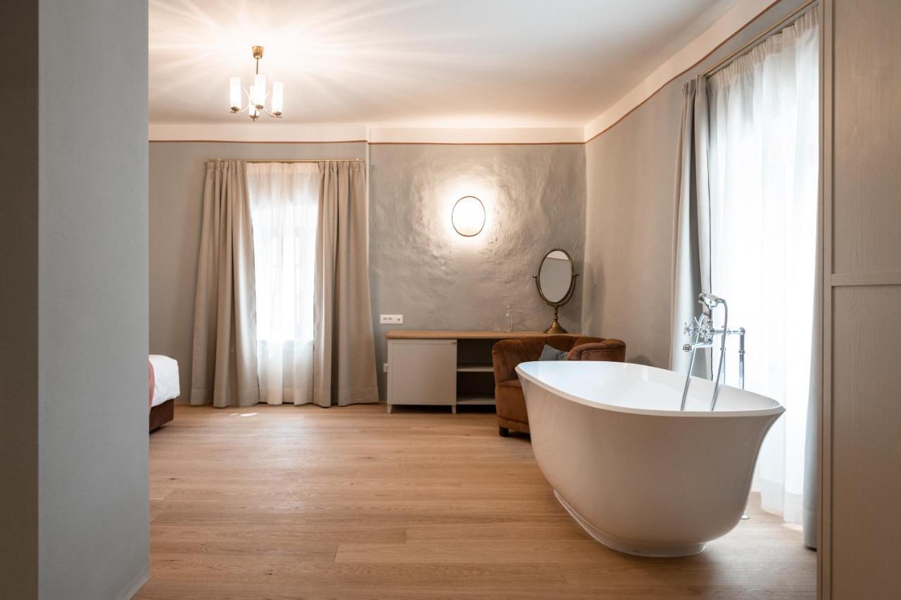 Doppelzimmer mit Seeblick