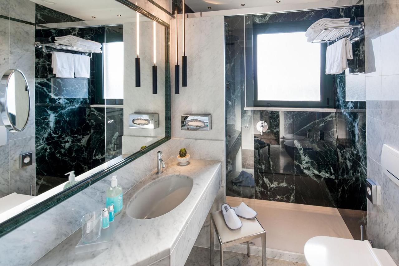 Deluxe Tweepersoonskamer met Uitzicht op Zee