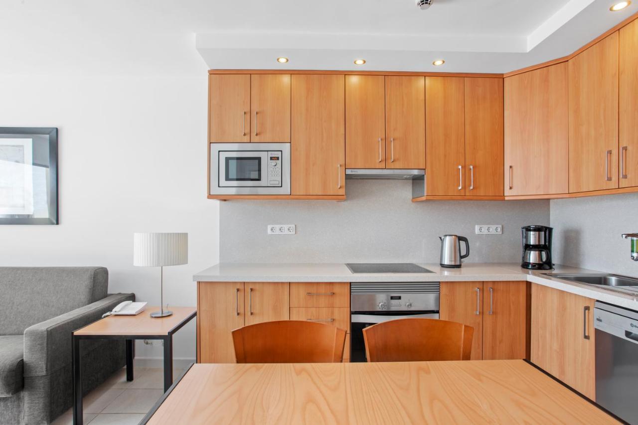 2 Bed Apartment Terrace Non-Smoking,1385012786:JPEG