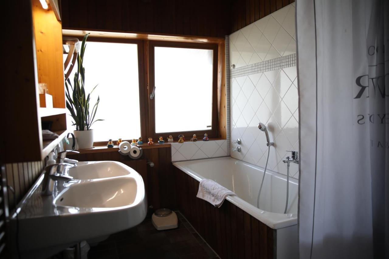 Doppelzimmer mit Balkon