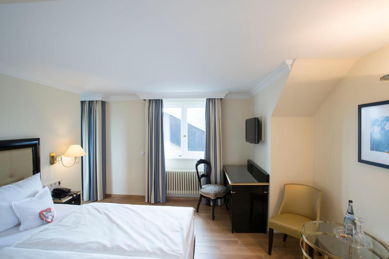 Classic Double Room without Lake View,1387859468:JPEG