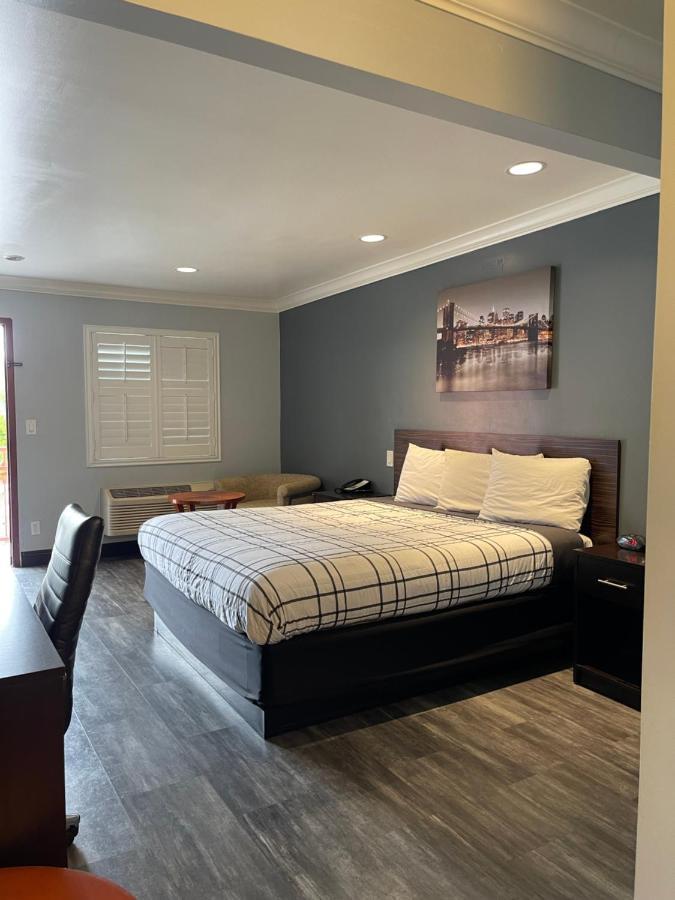Chambre Lit King-Size - Non-Fumeurs