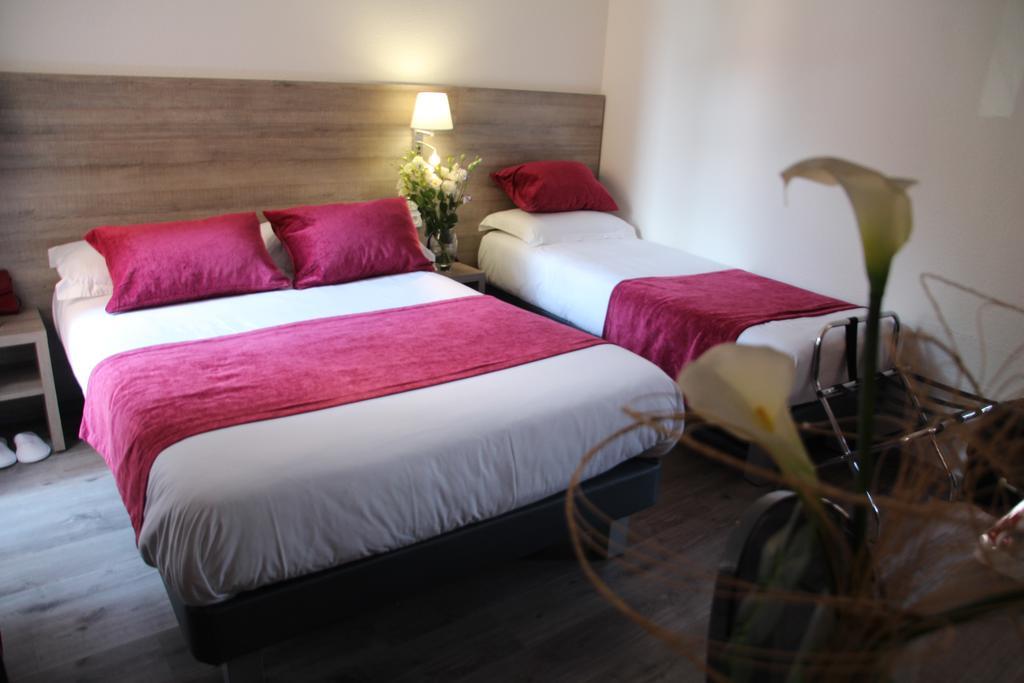 Dreibettzimmer - 1 Doppelbett + 1 Einzelbett