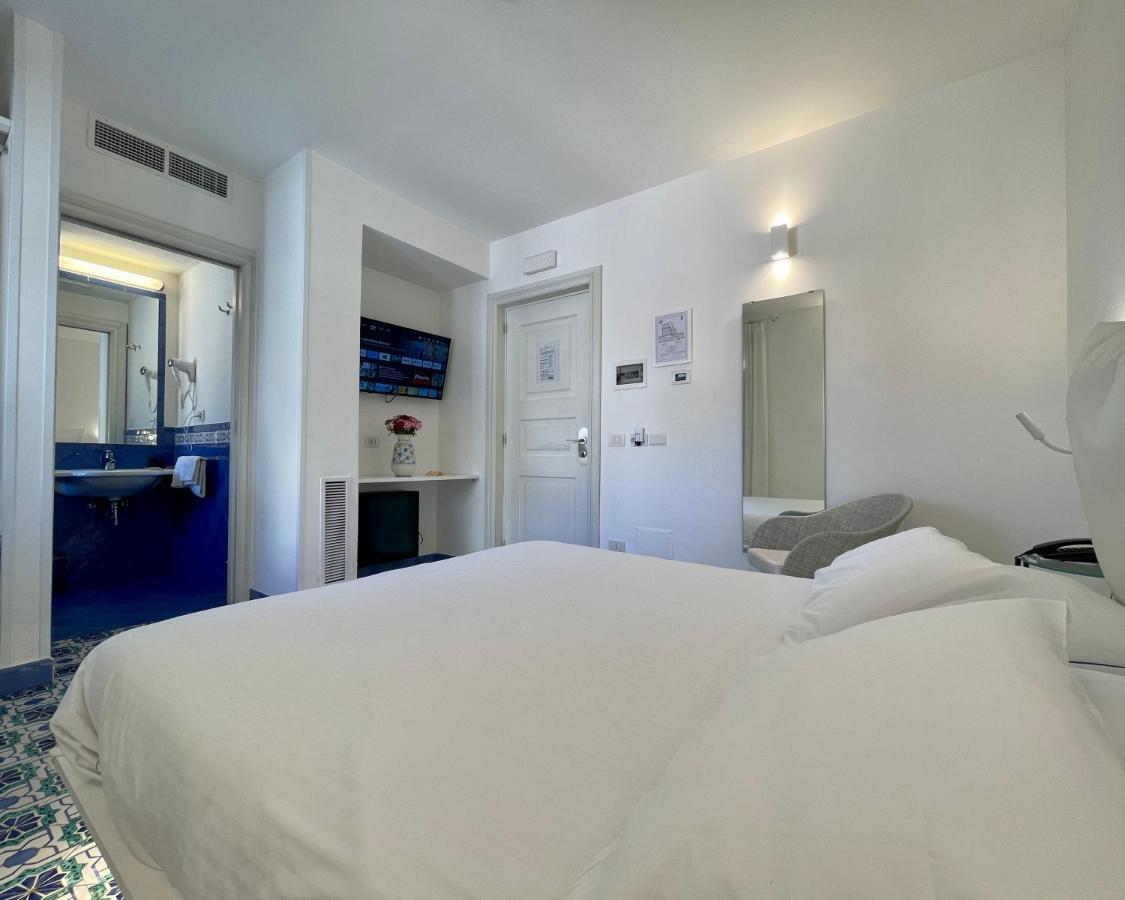Habitación Doble Deluxe con balcón y vistas a la catedral
