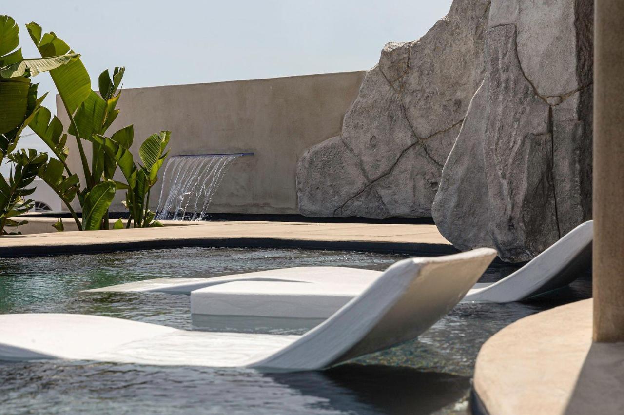 Senses Honeymoon Villa with Private Pool and Range Rover Car