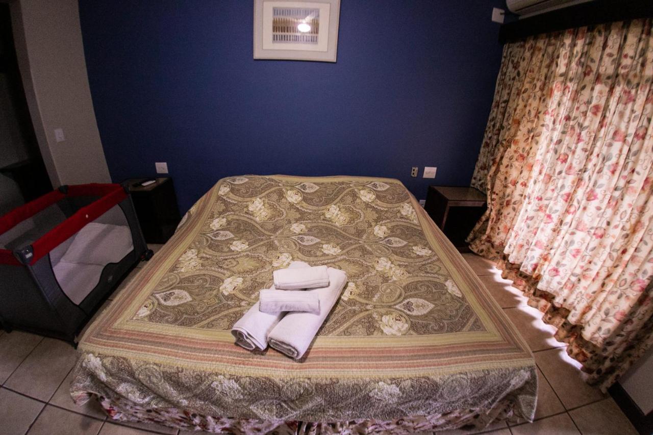 Apartamento com Varanda