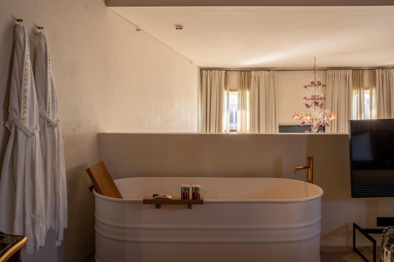 Suite Junior especial con vistas al Gran Canal y al puente de Rialto