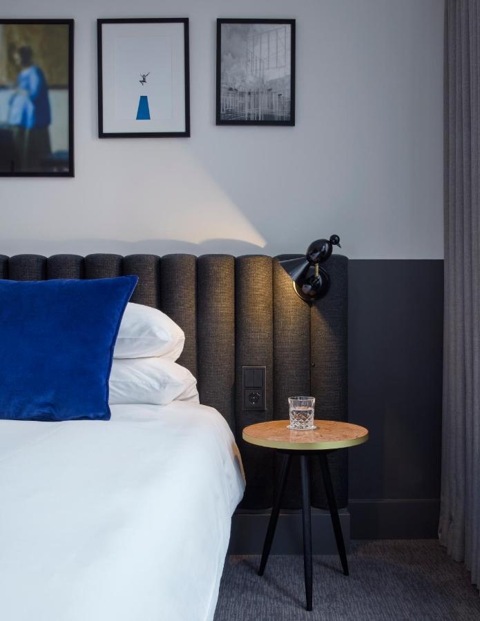 Quarto Duplo Premium com 2 Camas de Casal.