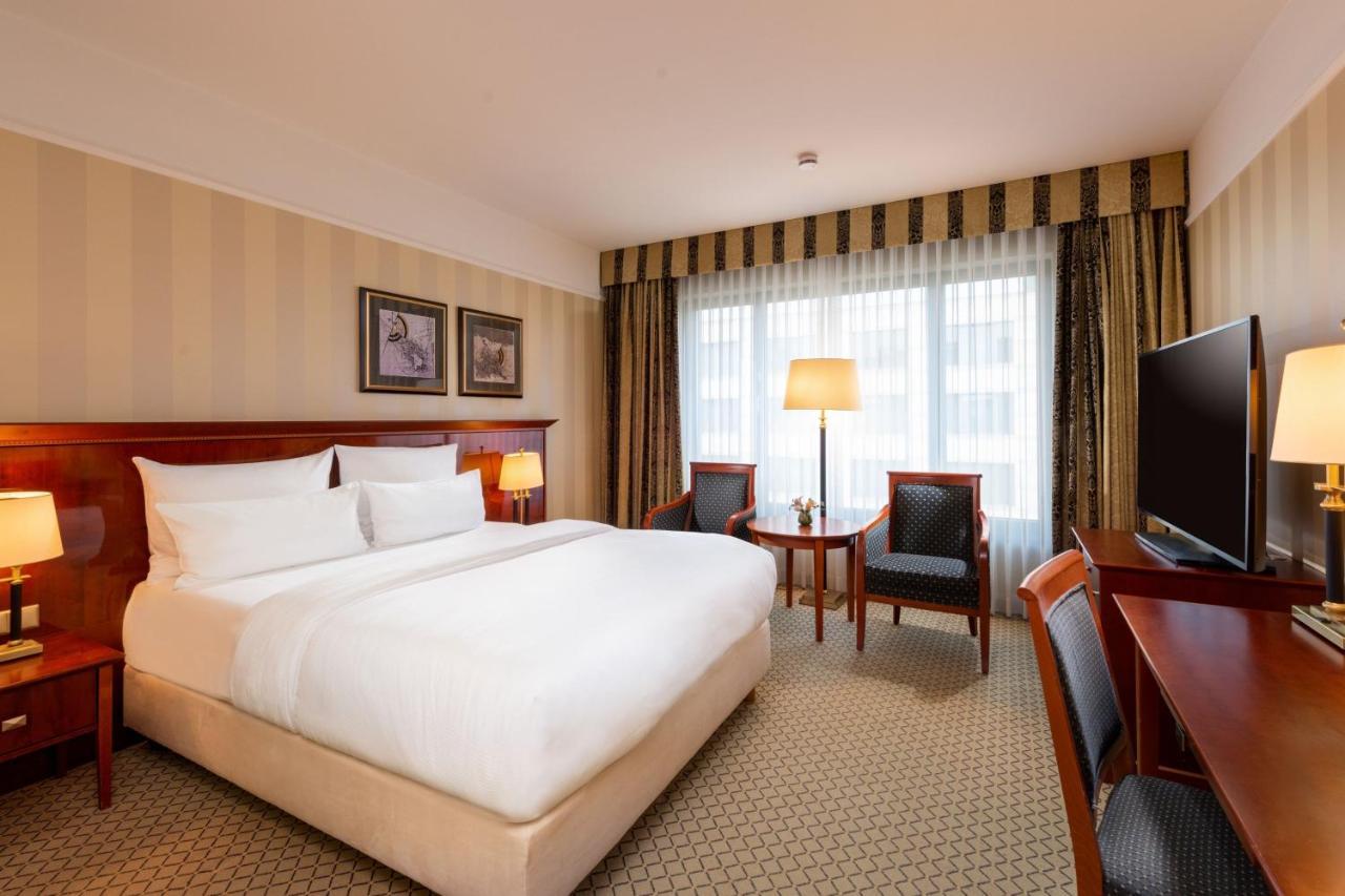 Chambre Lit Queen-Size Classique
