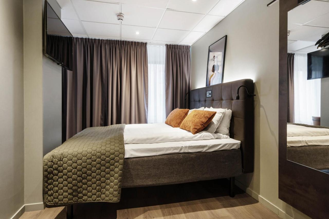 Standard Double Room,1404303923:JPEG