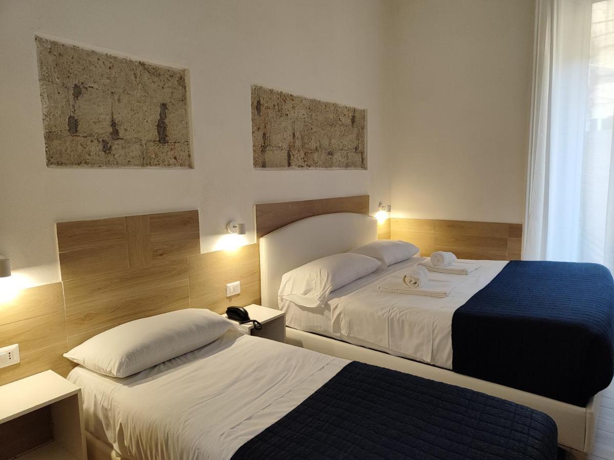 Triple Room,945044515:JPEG