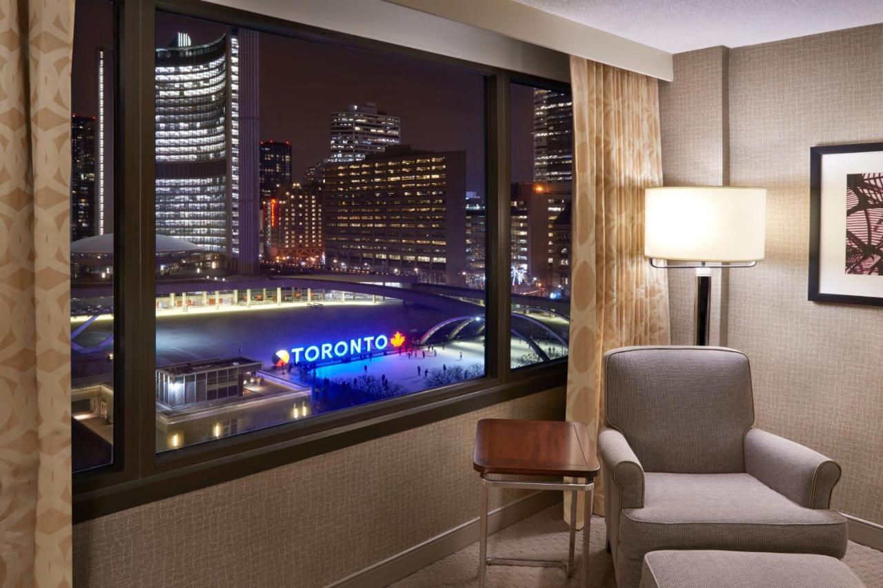 Quarto Premium com Cama King-size e Vista da Praça Nathan Philips