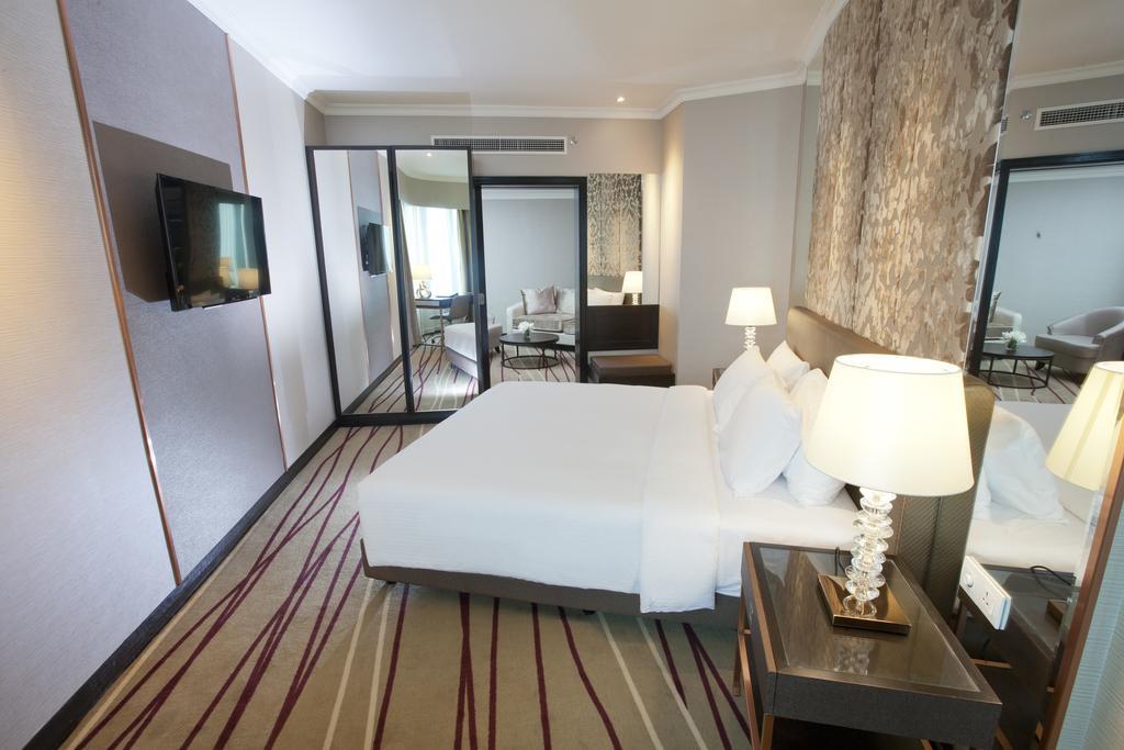 Dorsett Suite