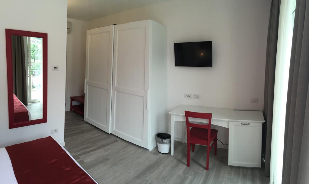 Tweepersoonskamer met 1 of 2 Bedden en Balkon