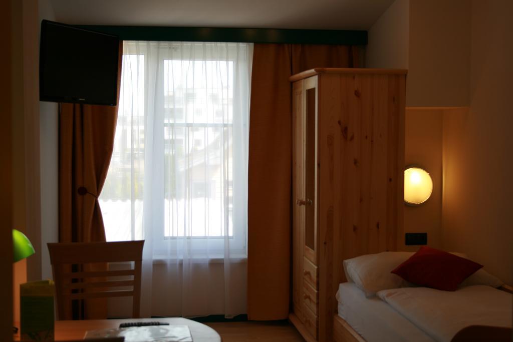 Comfort Single Room,141551802:JPEG