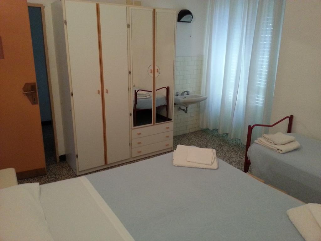 2 Camere Comunicanti