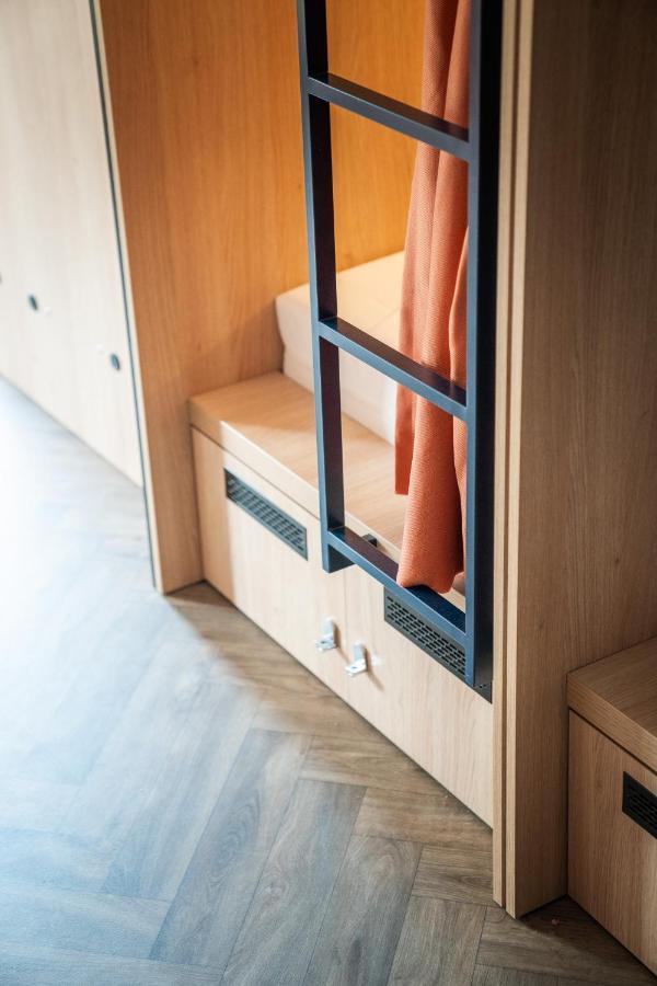 Bed in Slaapzaal