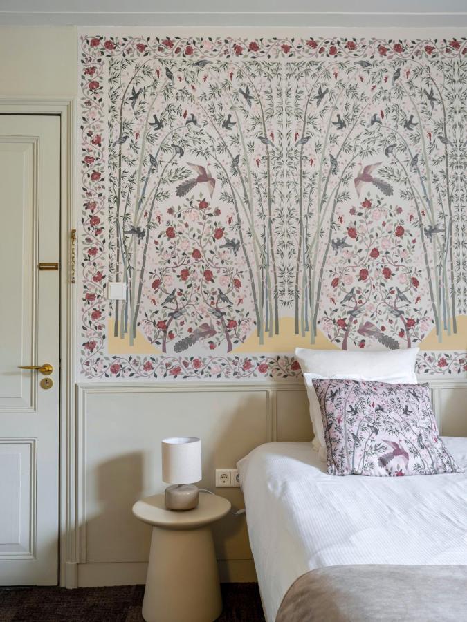 Quarto com Cama de Casal ou 2 de Solteiro