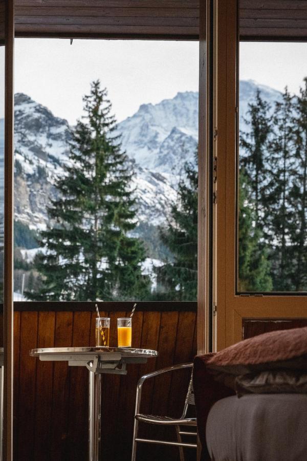 Chambre Supérieure avec Balcon - Vue sur La Jungfrau