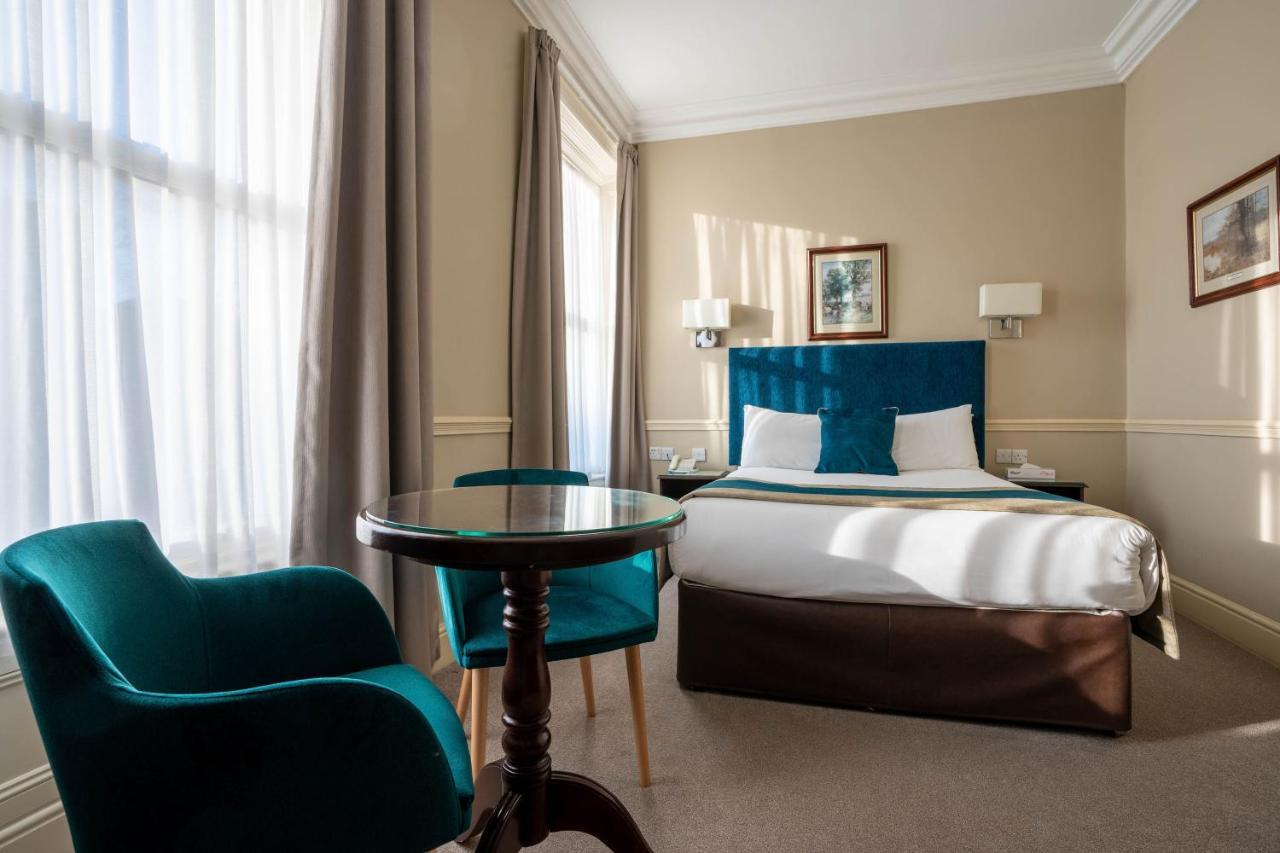 Double Room Occupancy,1549667836:JPEG