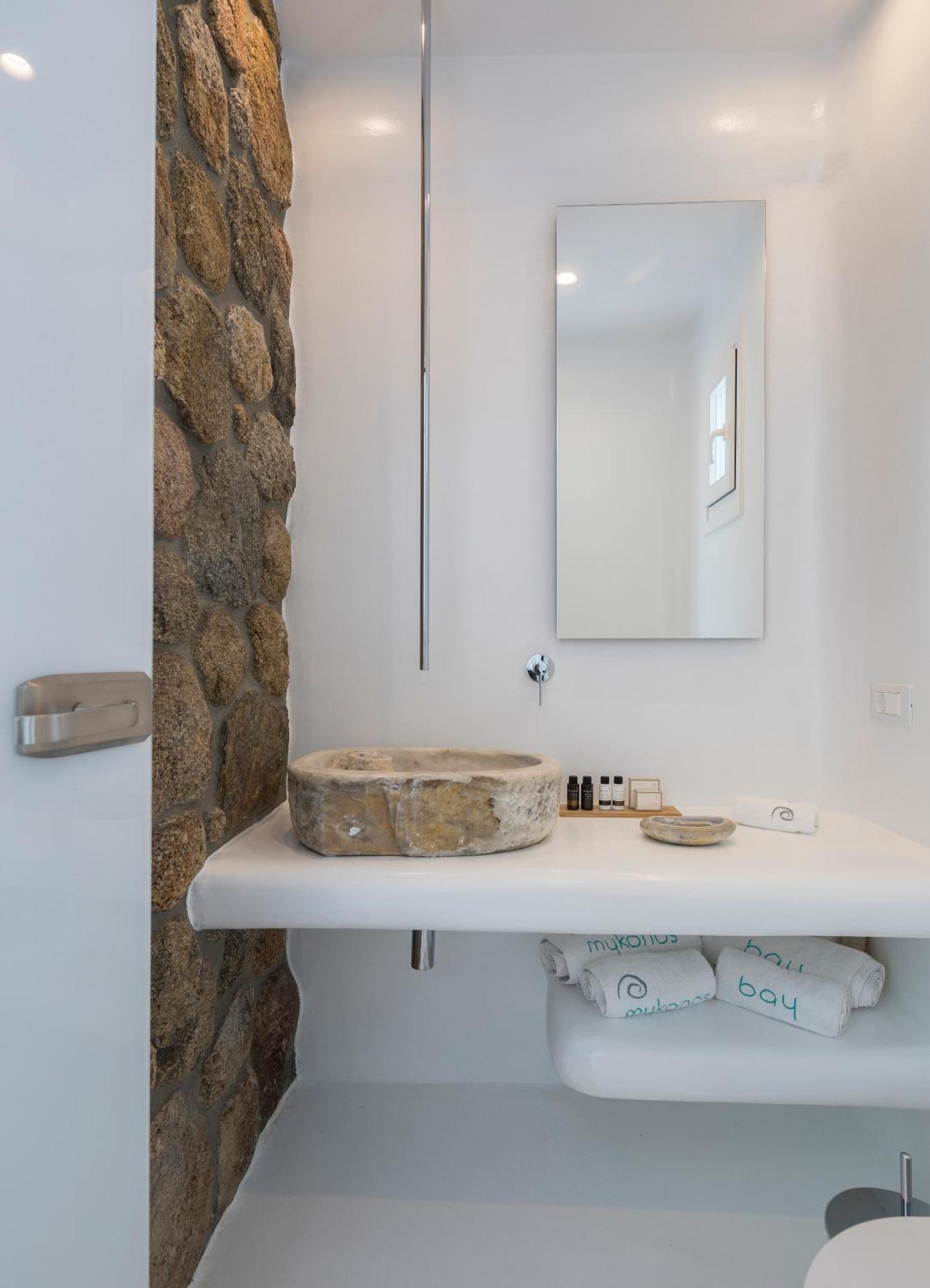 Suite Private Luxury Art con 2 Camere da Letto, Vasca Idromassaggio all'Aperto, Vista Mare e Piscina Privata - Dependance