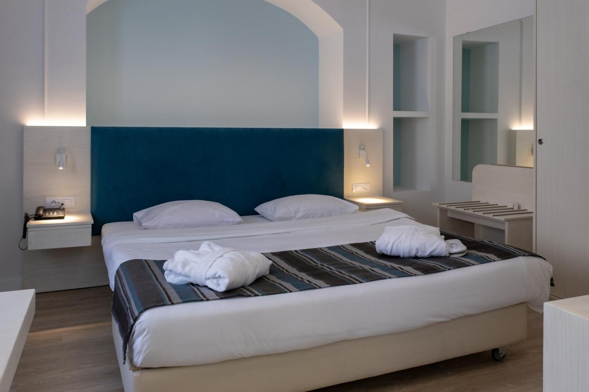 Junior Suite with Balcony