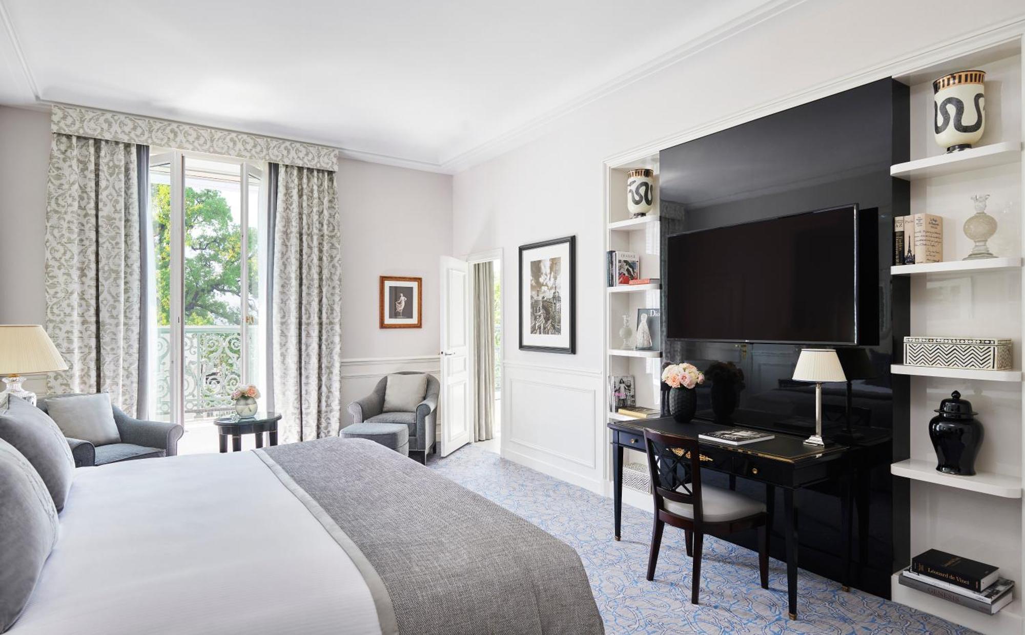 Junior Suite mit Kingsize-Bett und Balkon