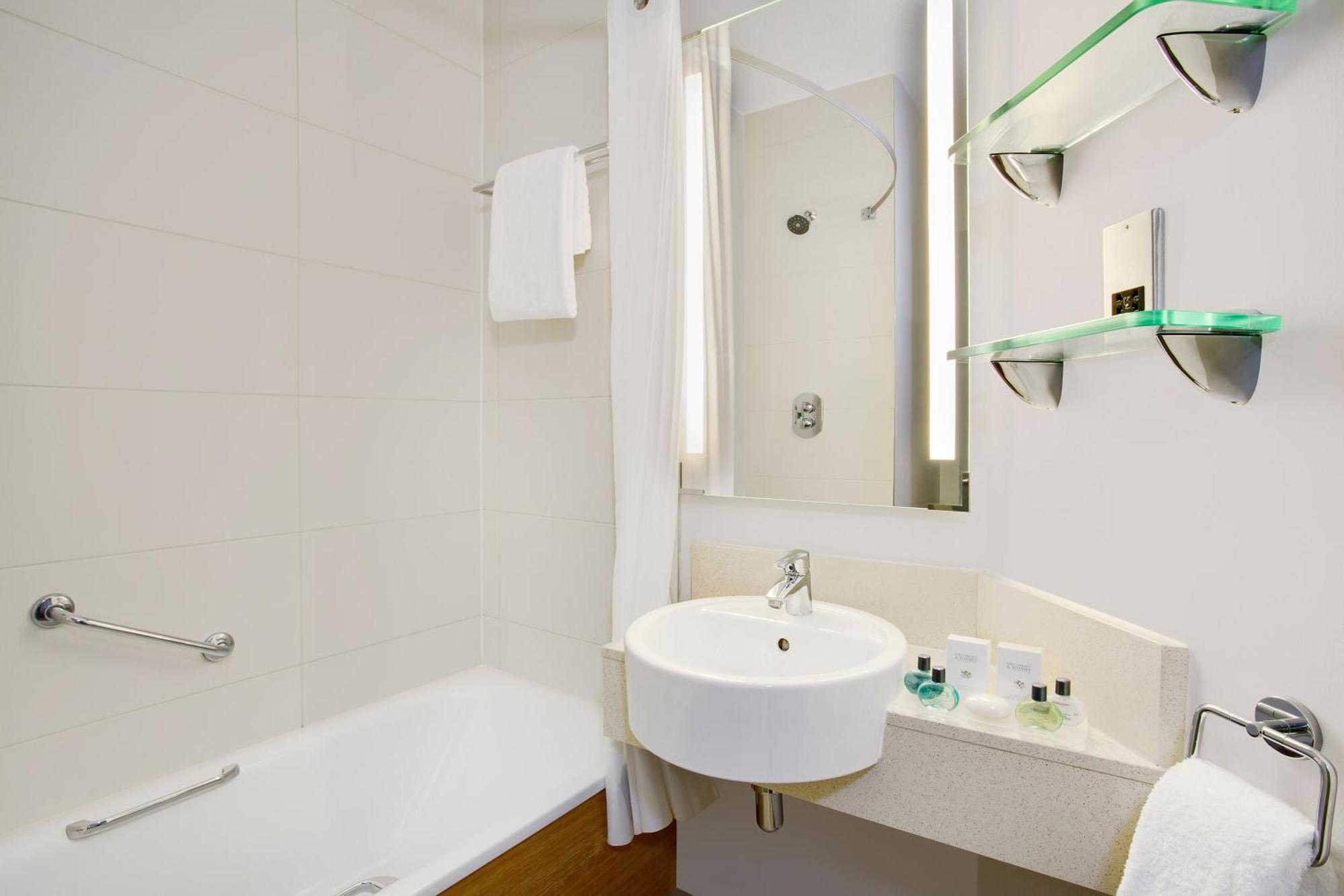 Chambre Triple Standard (3 Adultes)
