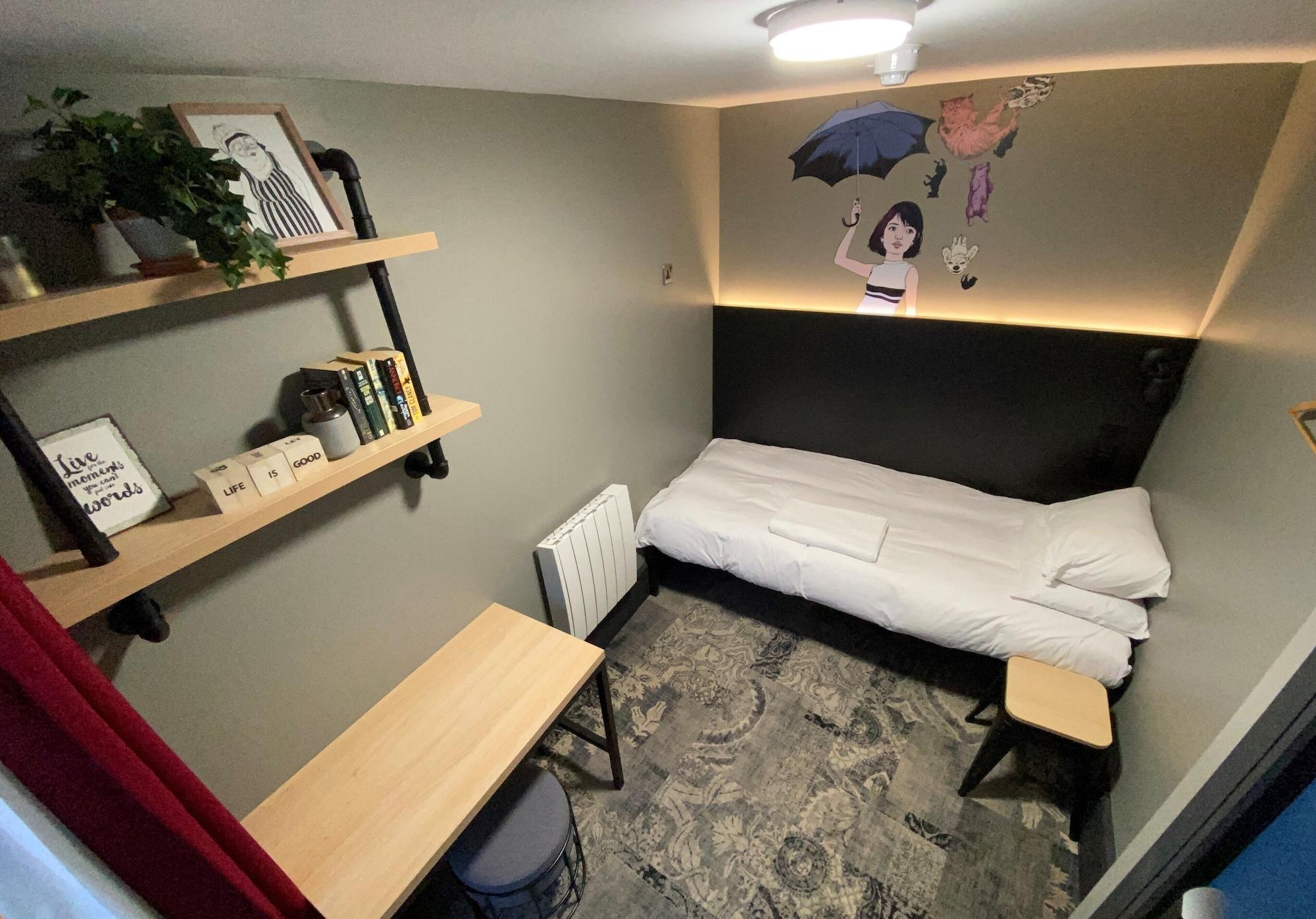 Eenpersoonskamer - Gedeelde Badkamer
