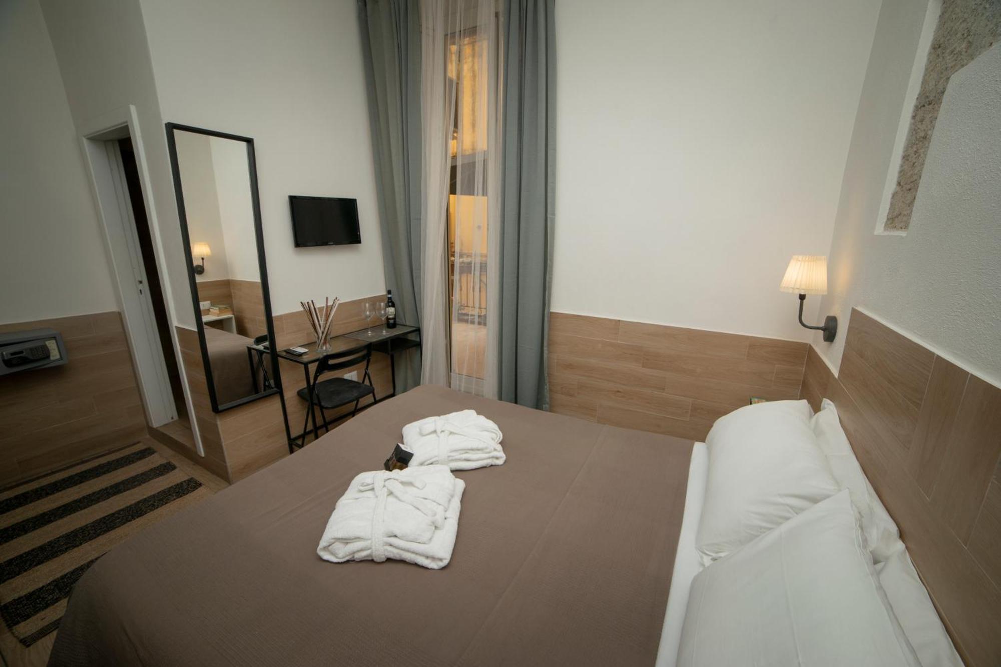 Superior Double Room,1433220949:JPEG