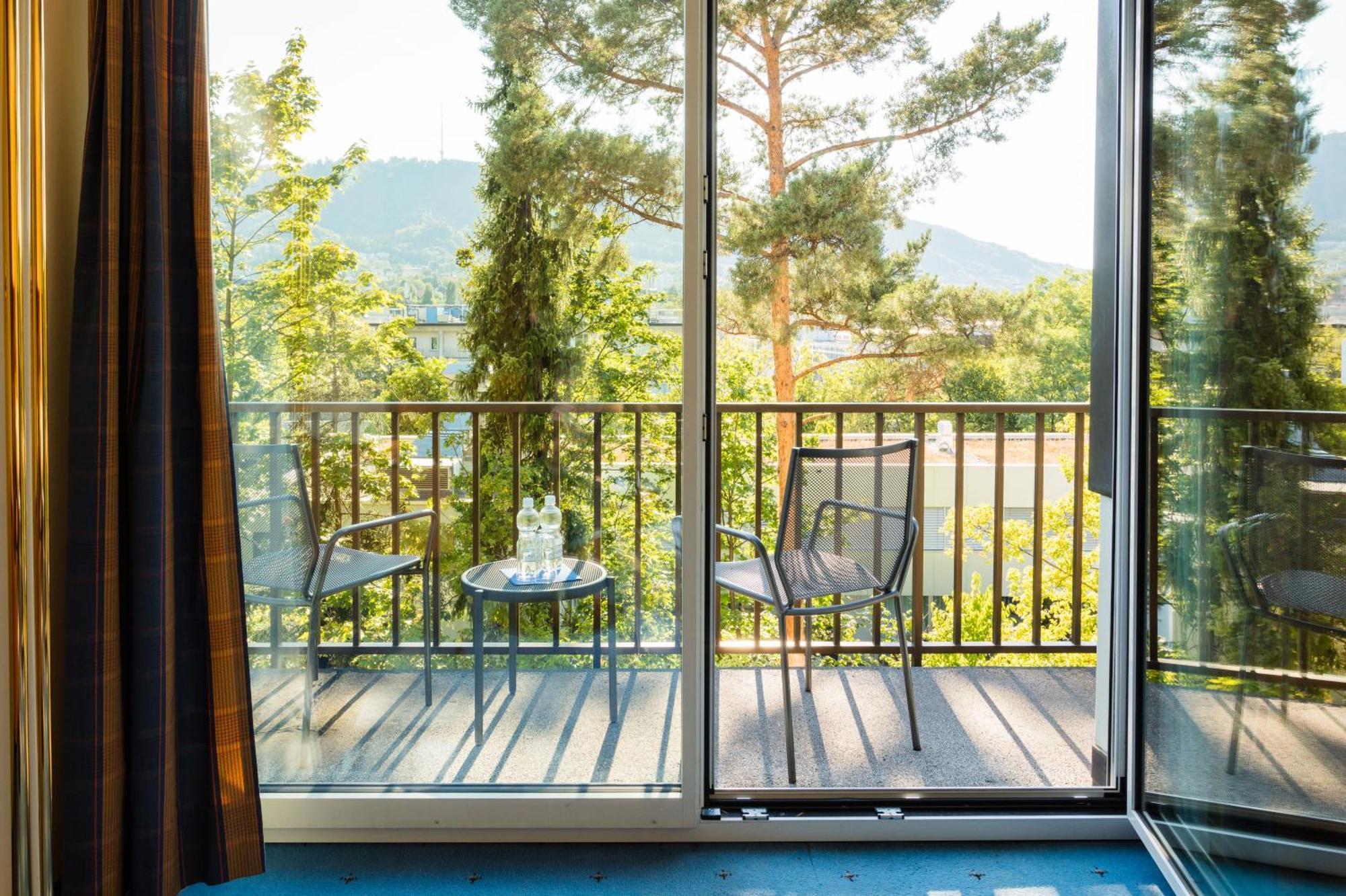 Camera Familiare con Balcone