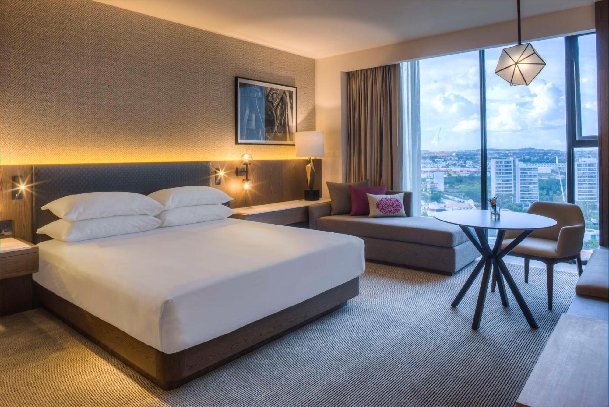 King Room,1589546913:JPEG