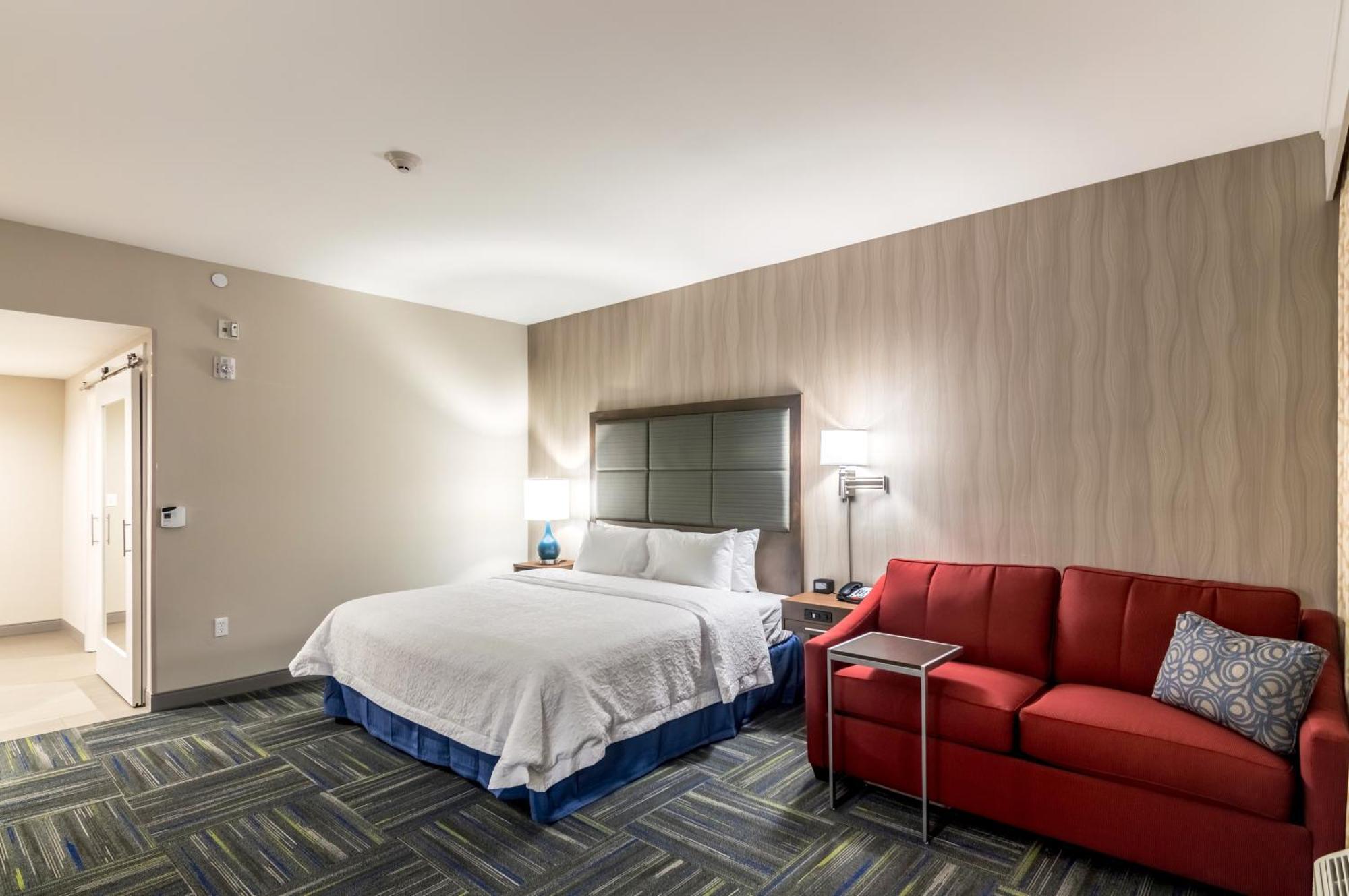 Chambre Lit King-Size avec Canapé-Lit - Non-Fumeurs