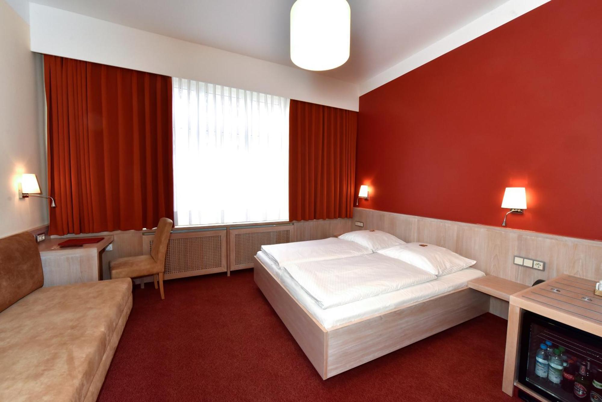 Junior Suite,1452565561:JPEG