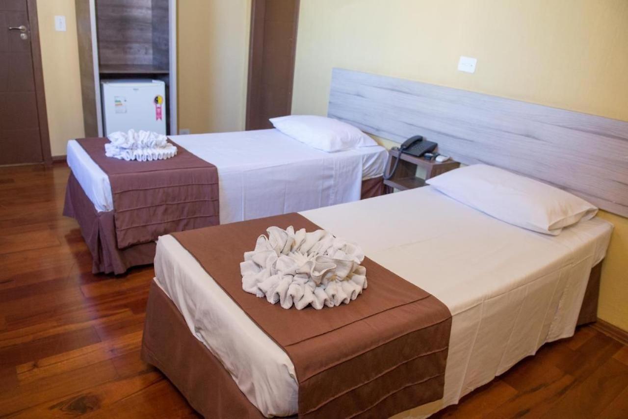 Quarto Duplo