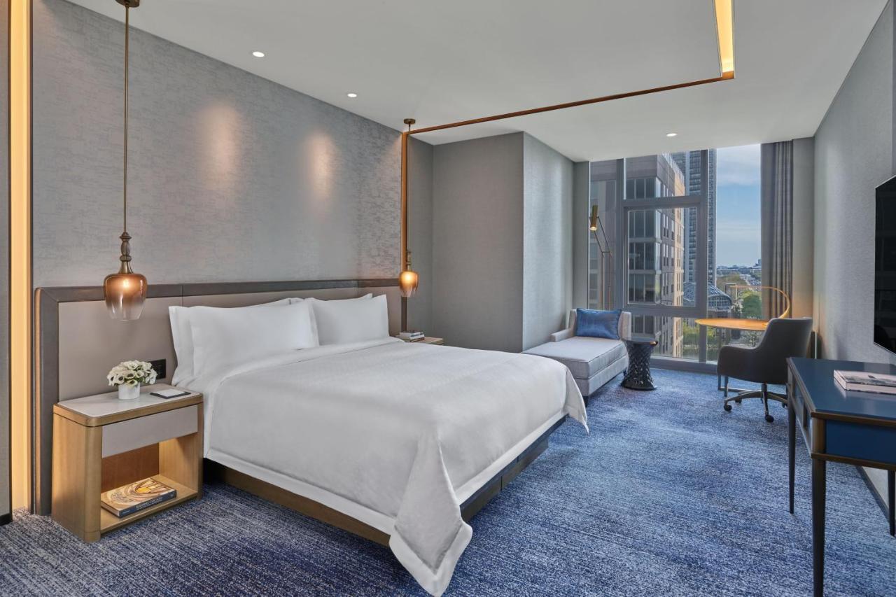 Superior King Room with City View,1542391360:JPEG
