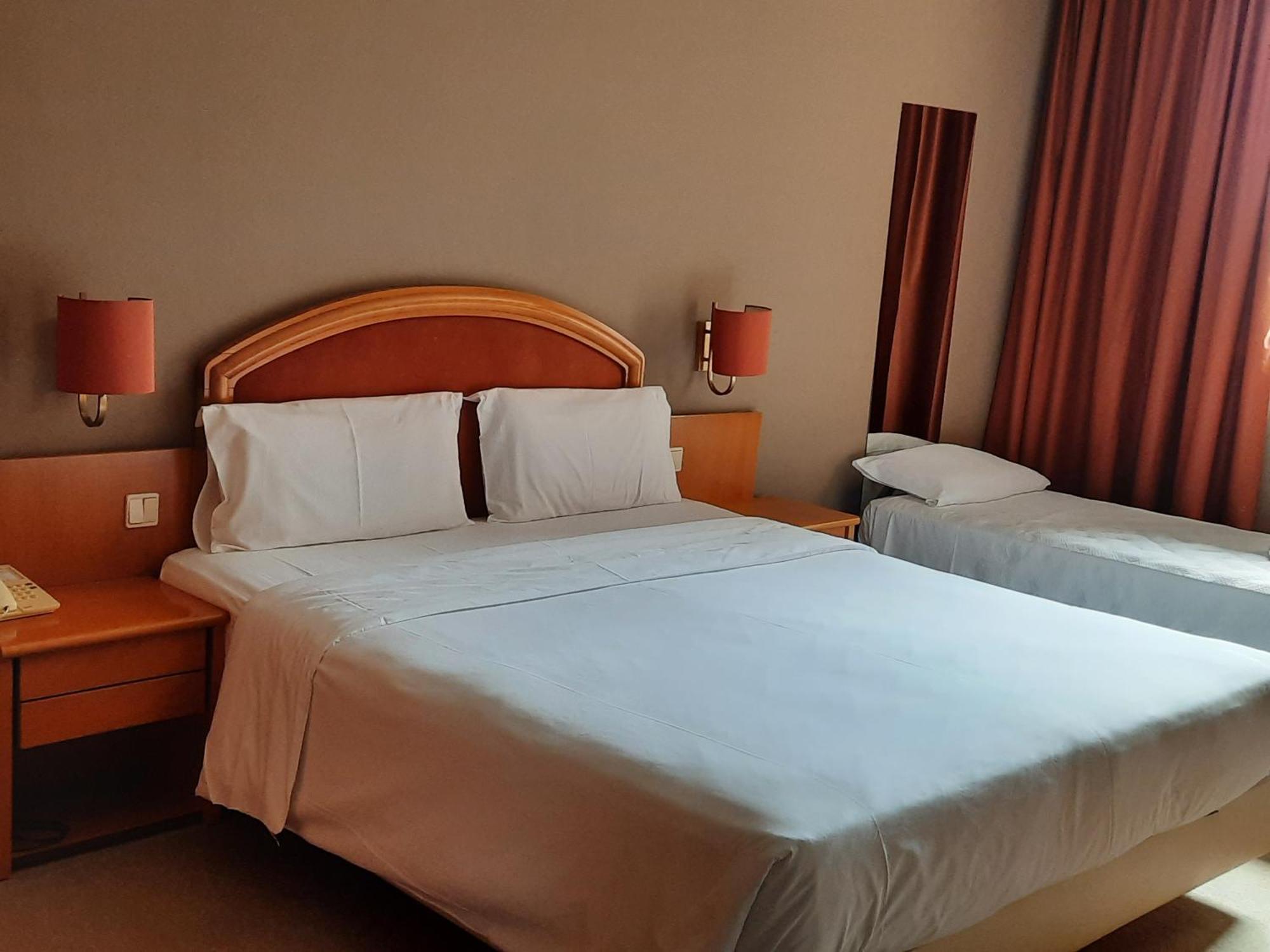 Double Room with Balcony,1319285293:JPEG