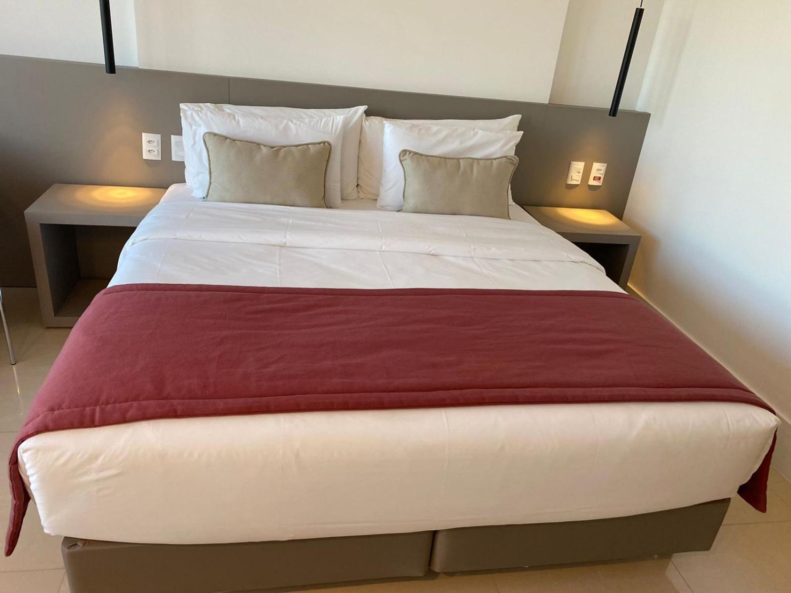 Quarto Premium com 1 Cama Queen-size - Não Fumantes