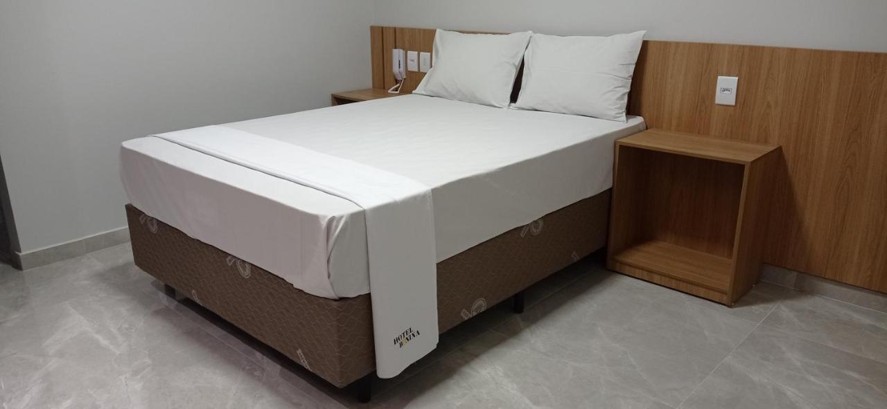 Deluxe Room,1488474985:JPEG