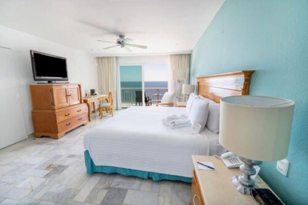 Standard Zimmer mit Kingsize-Bett
