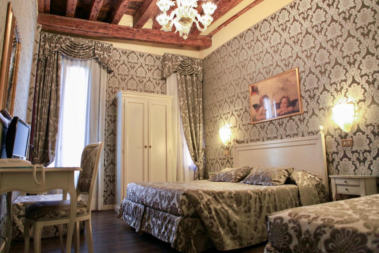 Vierbettzimmer