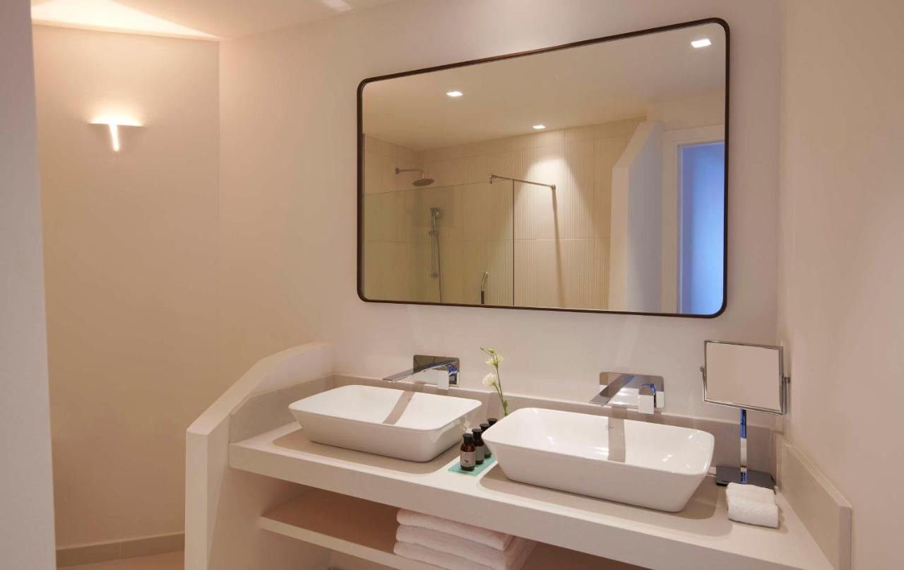 Suite Lit King-Size - Vue sur Mer