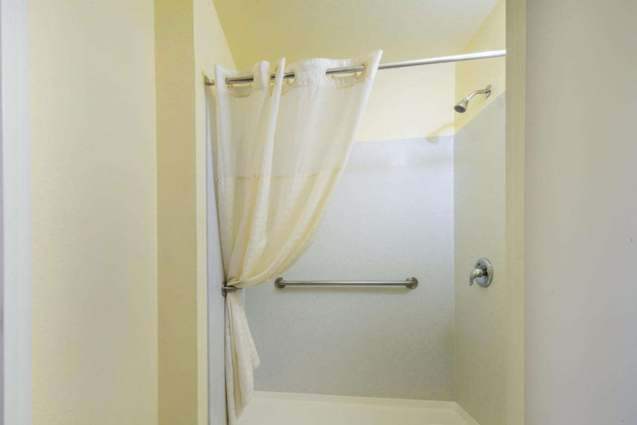 Chambre avec 2 Grands Lits Queen-Size