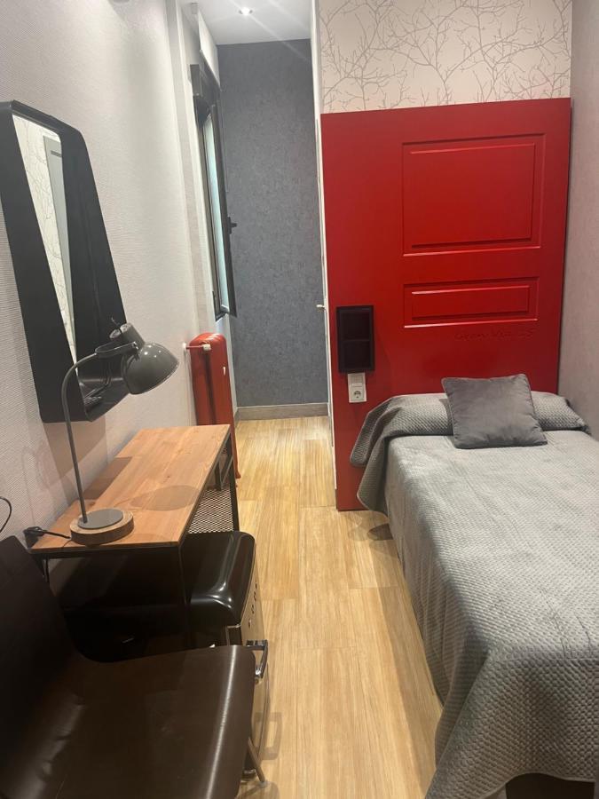 Single Room Private Bathroom,1498731814:JPEG