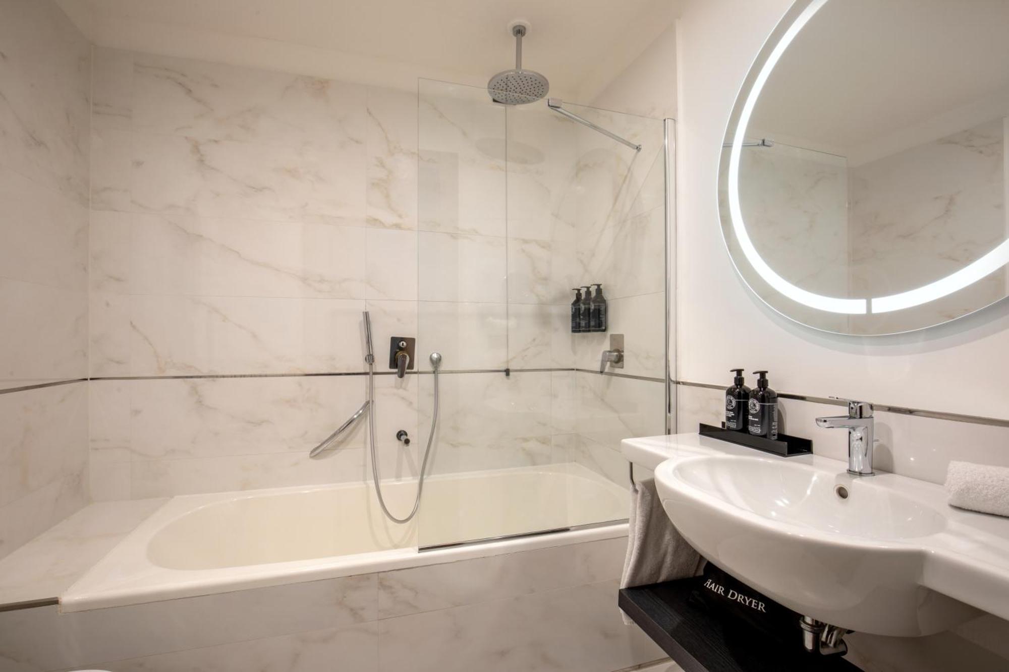 Superior Tweepersoonskamer met 1 of 2 Bedden en Balkon