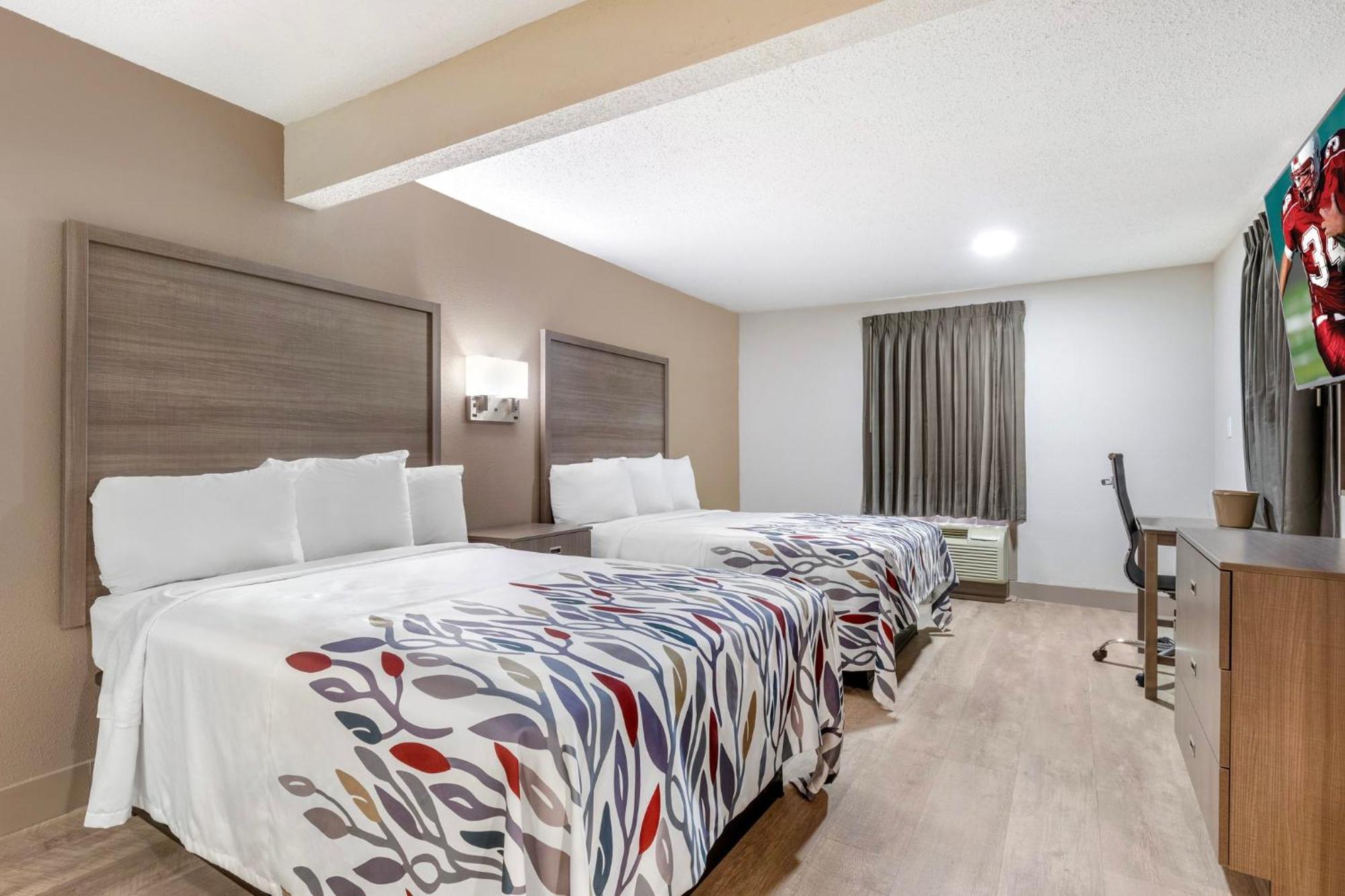 Suite with Two Double Beds with Kitchenette Non-Smoking,1499535424:JPEG