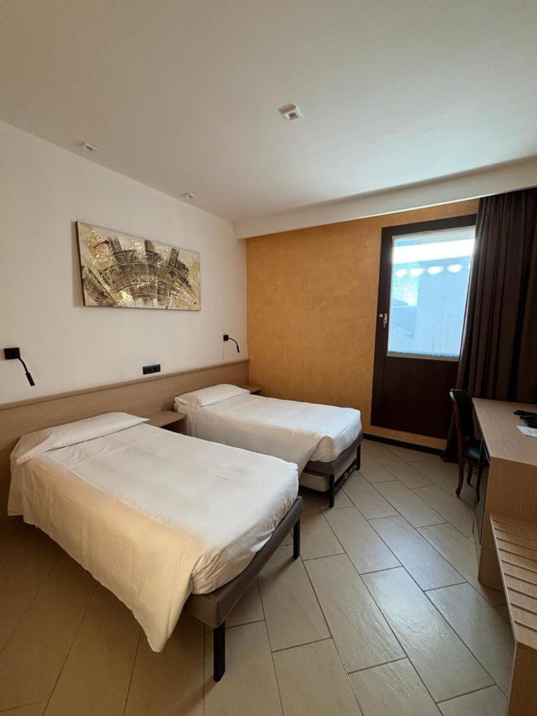Chambre Double ou Lits Jumeaux Économique
