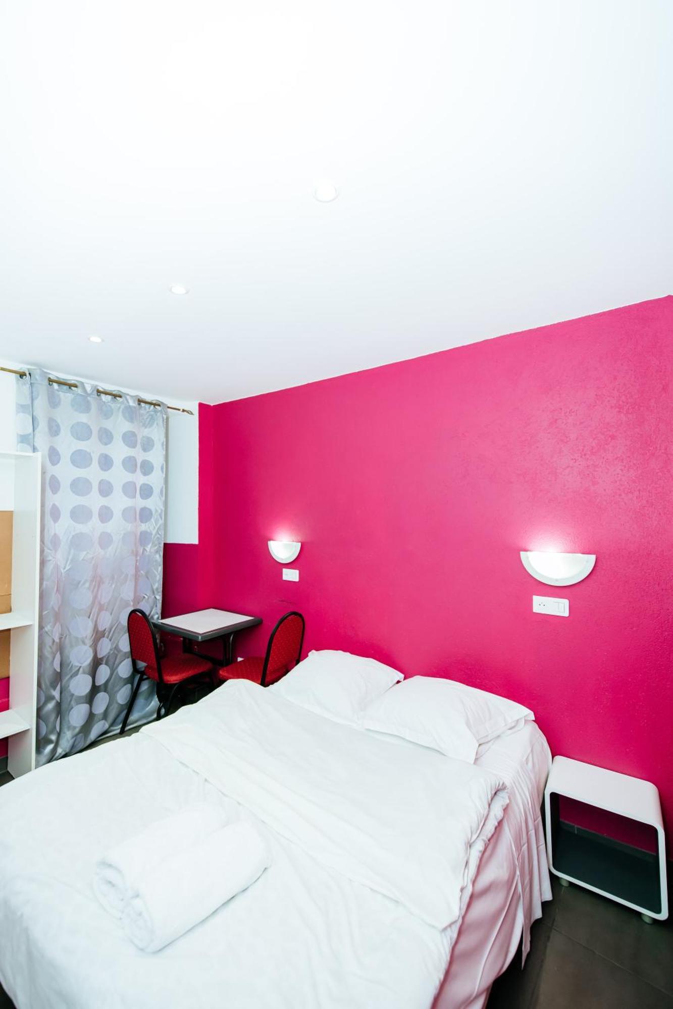 Chambre Simple avec Salle de Bains Commune